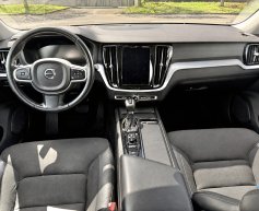 Volvo V60 2.0/140 kw D4, Momentum