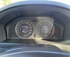 Volvo V70 2.4D/129kw Momentum