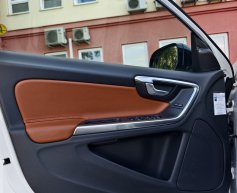 Volvo V60 2.4D D6/208kw Plug-in Hybrid, Summum, AWD