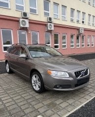 Volvo V70 2.5 D5/151kw, Momentum