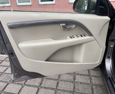 Volvo V70 2.5 D5/151kw, Momentum