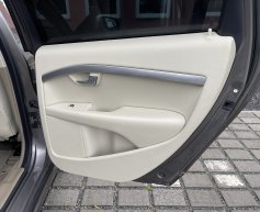 Volvo V70 2.5 D5/151kw, Momentum