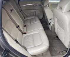 Volvo V70 2.5 D5/151kw, Momentum