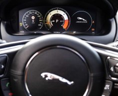 Jaguar XJ 351 Long, 3.0D/221kw, Portfolio