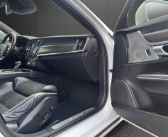 Volvo V90 2.0 D5/173kw, R-Design, AWD